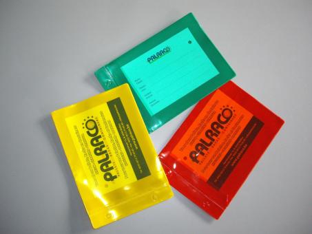 Stickers,  labels,  naamplaten,  kaarthouders,  inprentingen en  reliëfdrukken